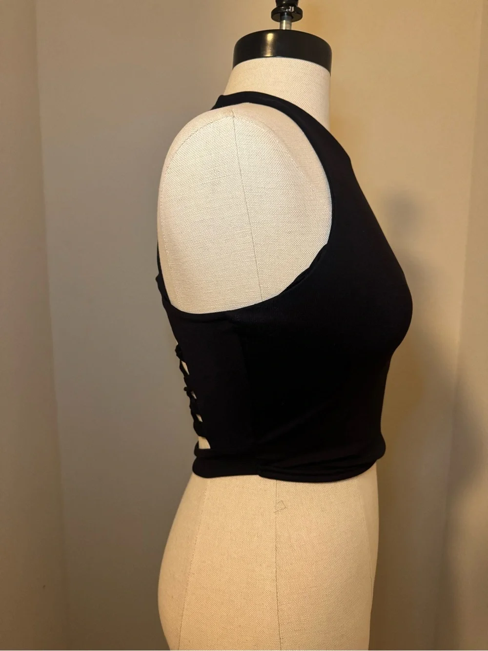 Alo Yoga Movement Sports Bra in black